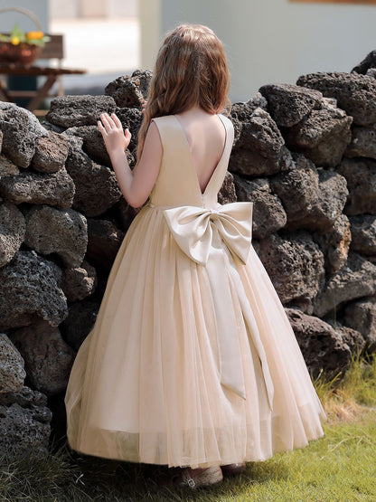 Classic Solid Color Tulle A-Line Flower Girl Dress with Full Skirt