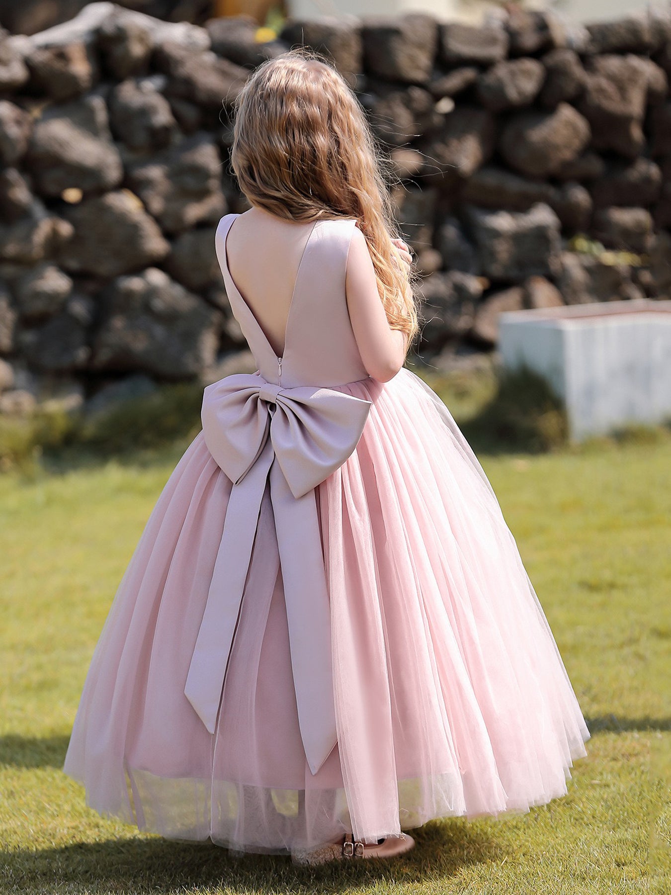 Classic Solid Color Tulle A-Line Flower Girl Dress with Full Skirt
